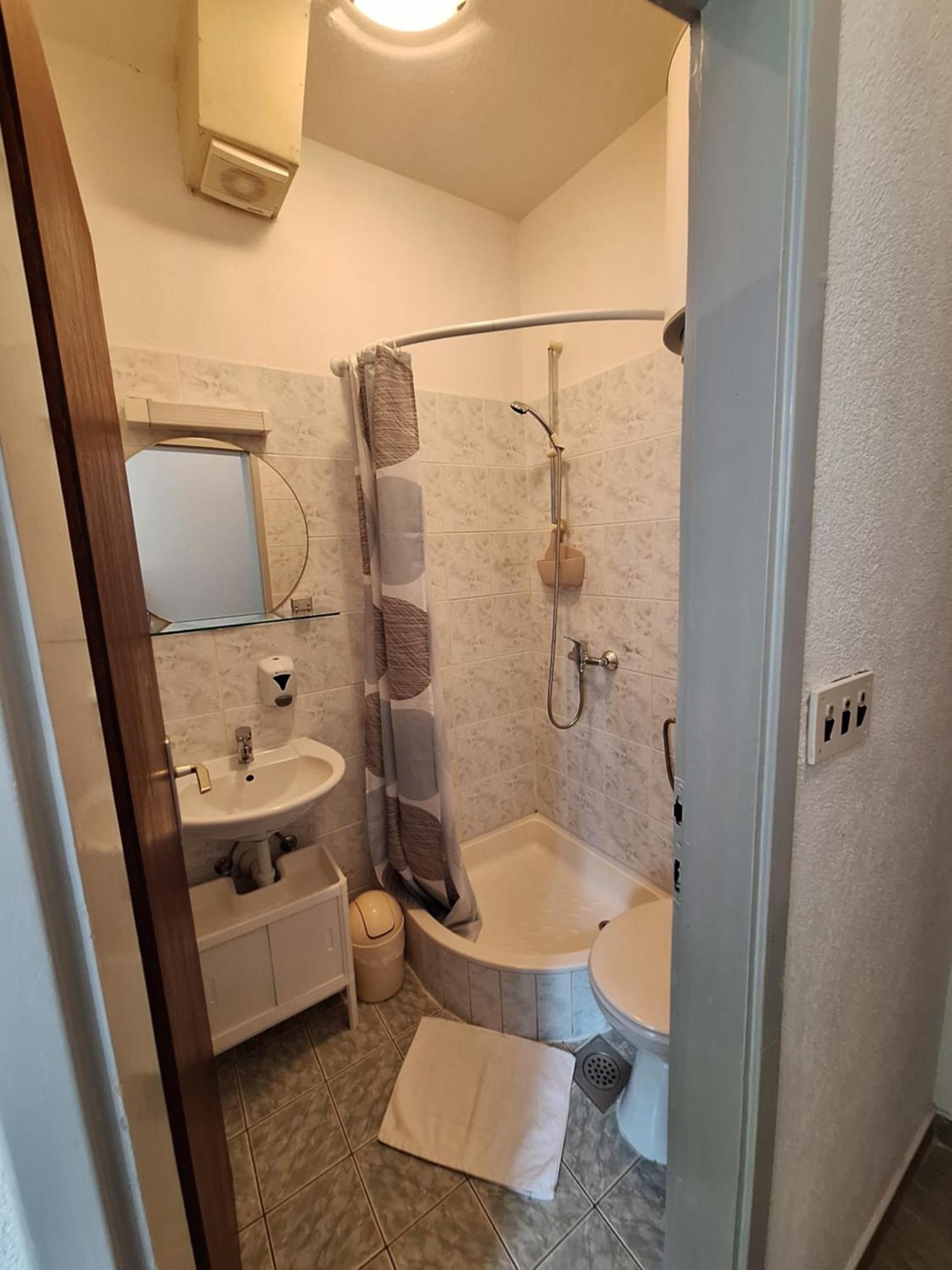 Apartmani Lisicina 오미스 외부 사진